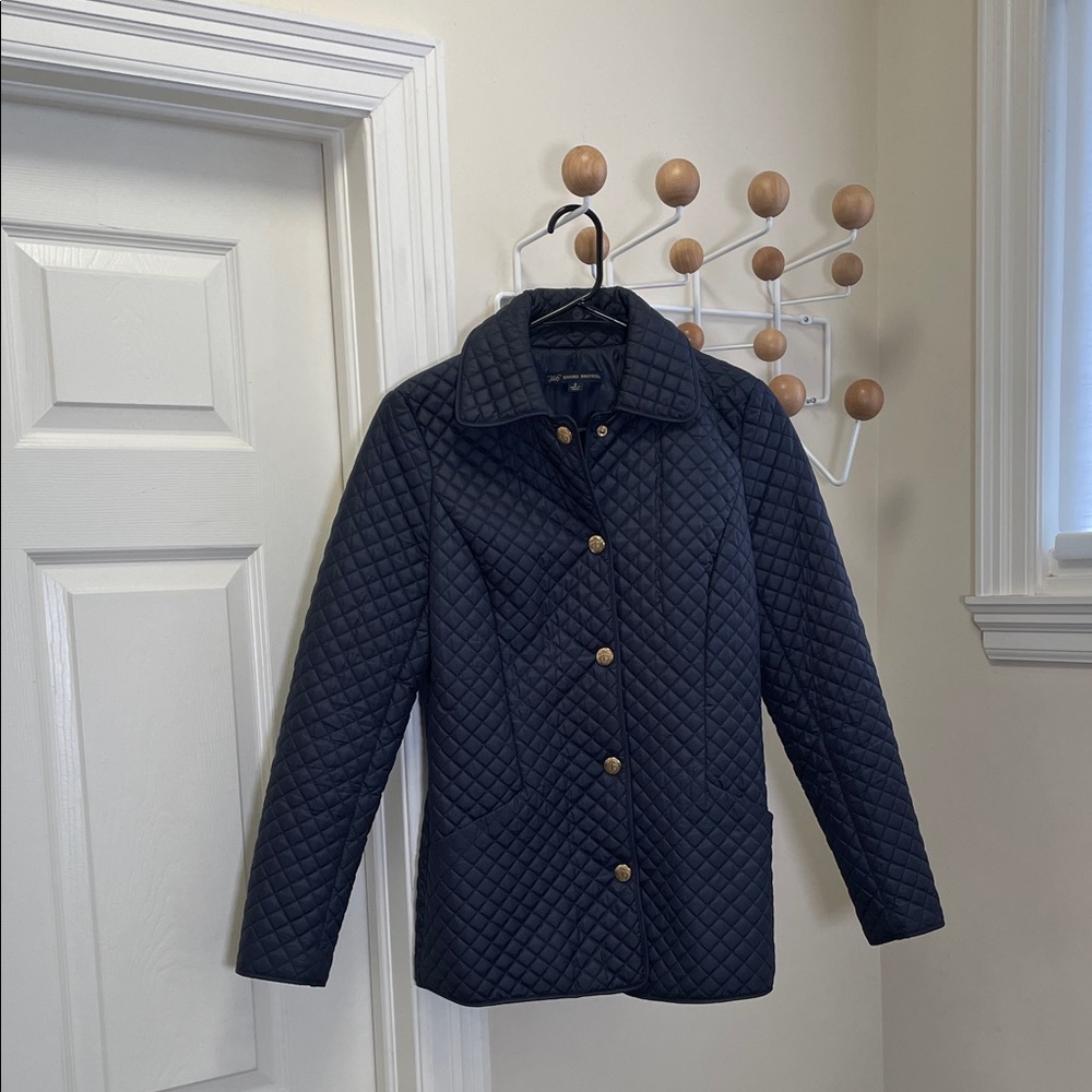 Brooks Brothers - Quilted Jacket With Gold Button Accents - Navy - 2